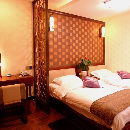 Lijiang Shishan Zhuyuan Hotel Екстериор снимка